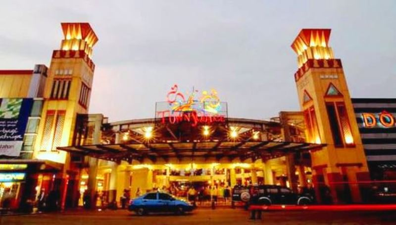 Cilandak Town Square